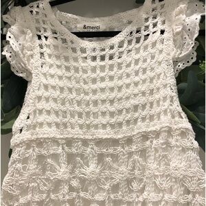 NWOT! Super Cute! Short Sleeve Crotchet Top with Liner